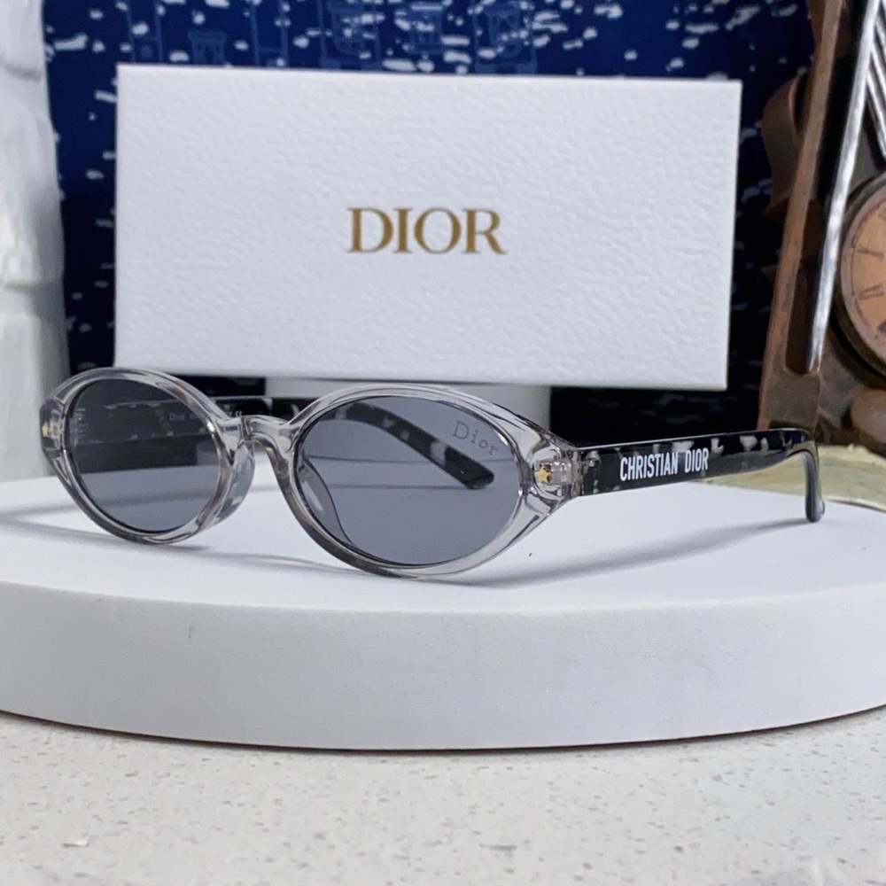 (Dior)Black and White Patterned Sunglasses